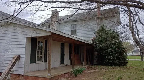 325 N Asheboro Street Liberty NC 27298