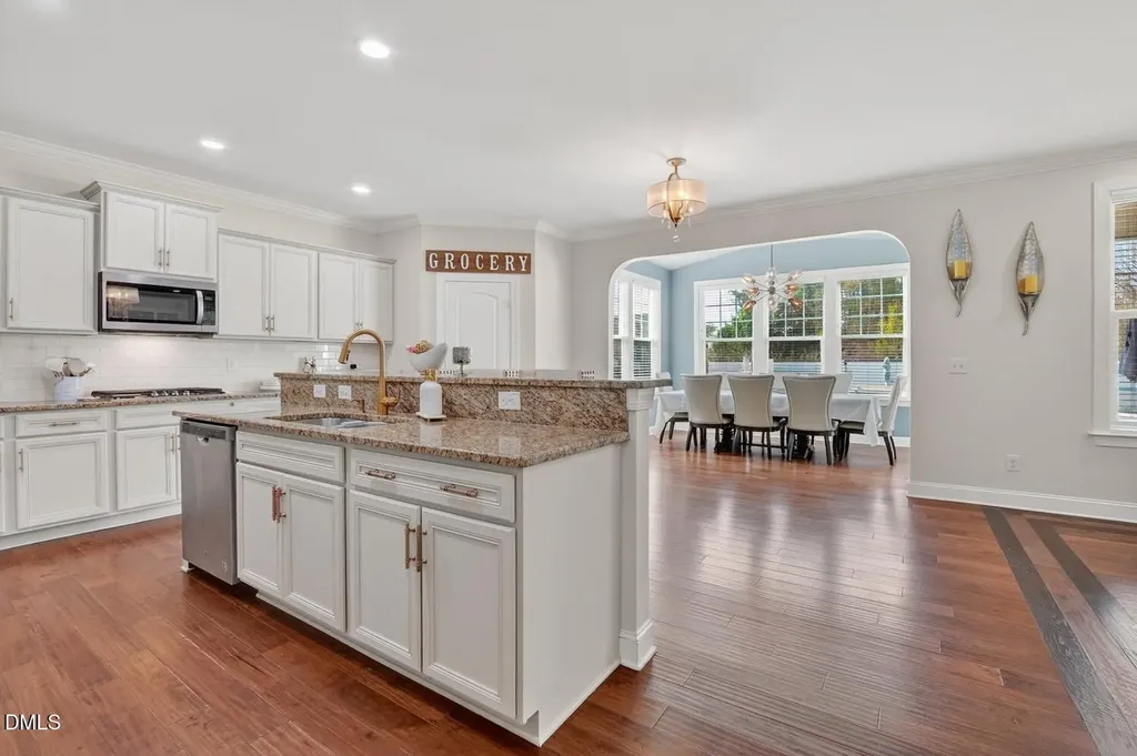 41 Gladwood Way Garner NC 27529