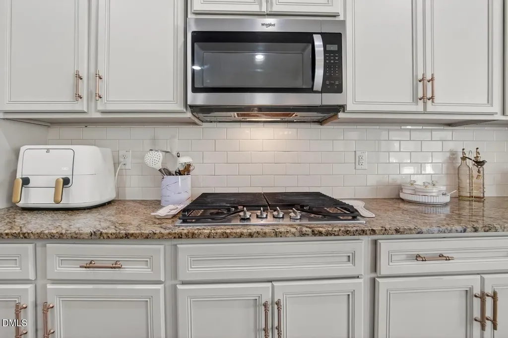 41 Gladwood Way Garner NC 27529