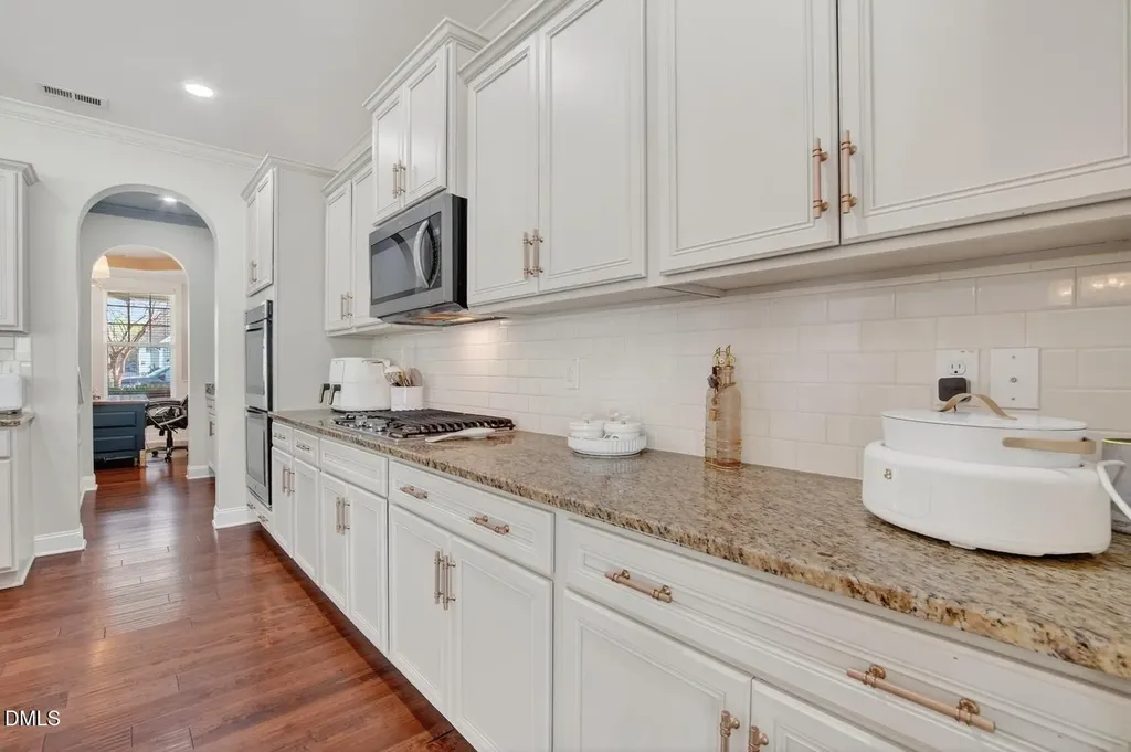 41 Gladwood Way Garner NC 27529