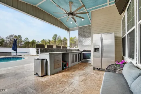 41 Gladwood Way Garner NC 27529