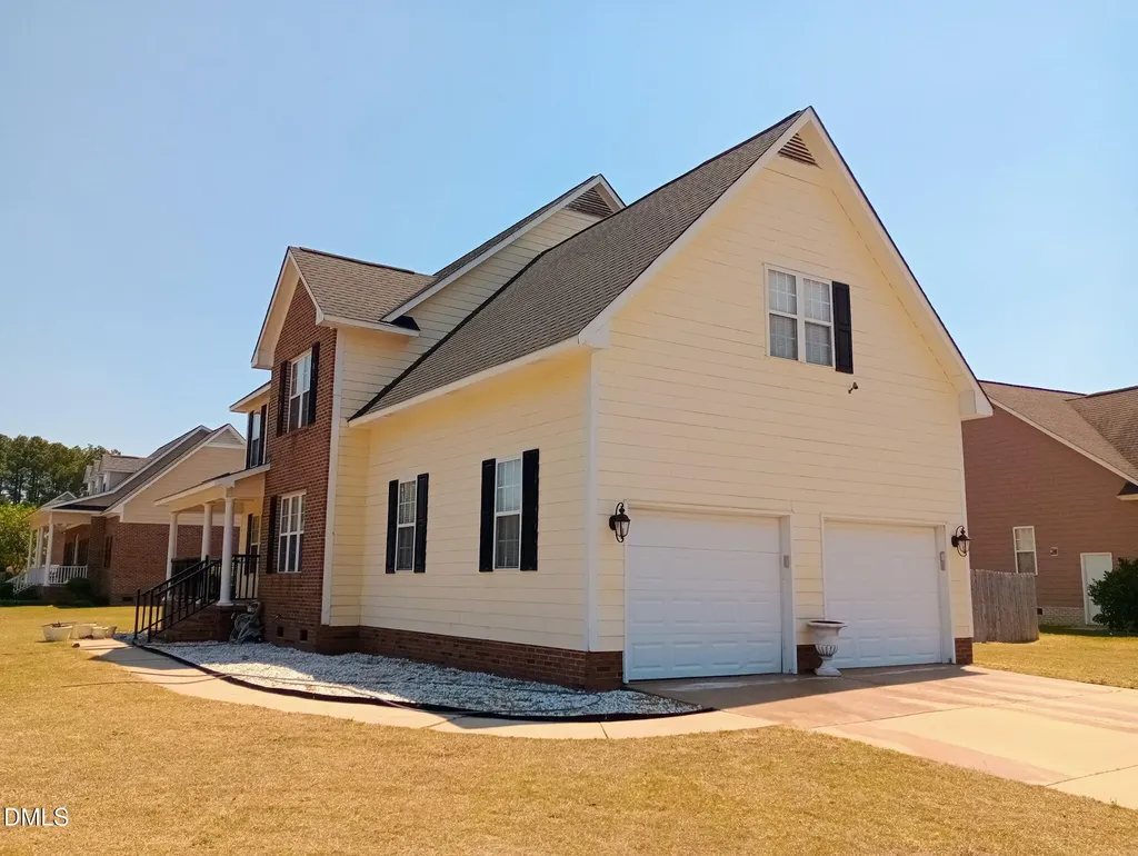 3427 Lancers Drive Fayetteville NC 28306