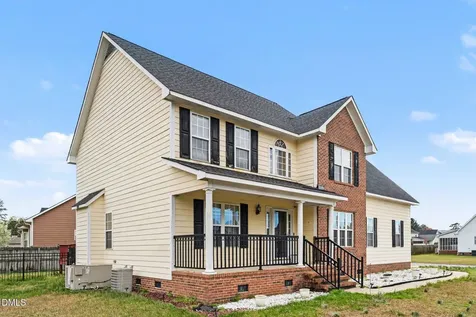 3427 Lancers Drive Fayetteville NC 28306