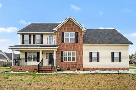 3427 Lancers Drive Fayetteville NC 28306