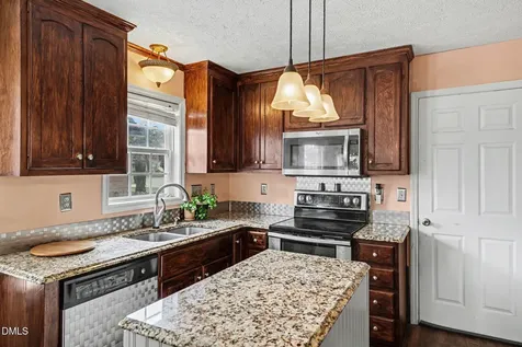 3427 Lancers Drive Fayetteville NC 28306
