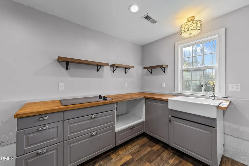 1900 Cedar Court Clayton NC 27520