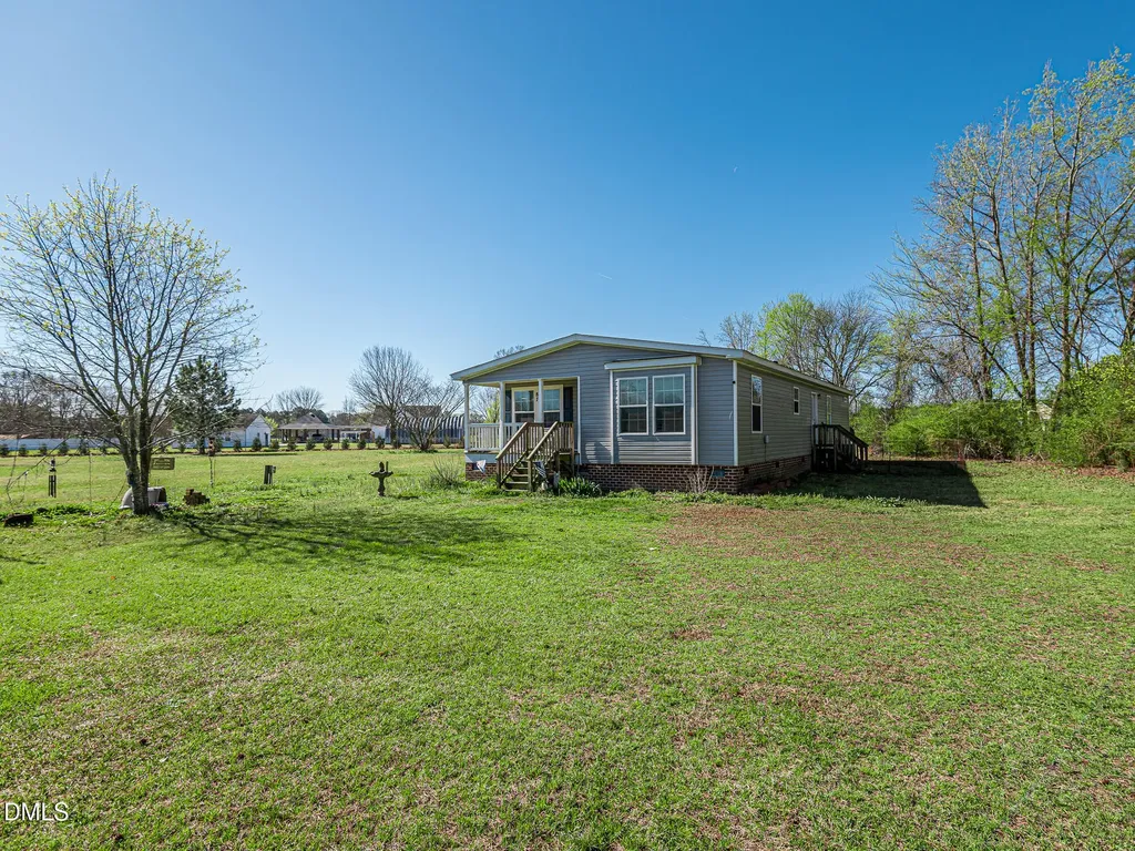 87 Garland Way Dunn NC 28334