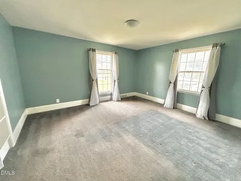 802 Russell Avenue Reidsville NC 27320