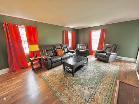 802 Russell Avenue Reidsville NC 27320