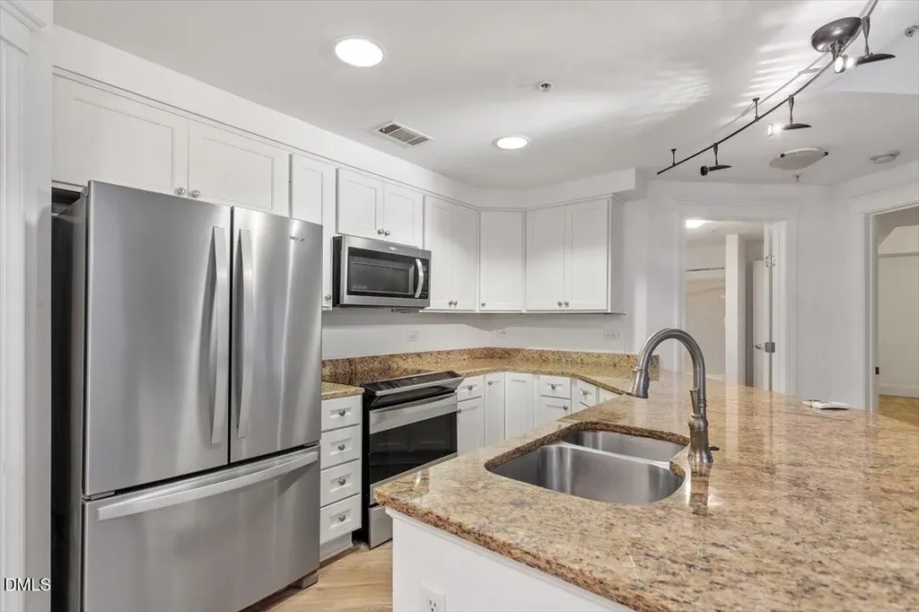 222 Glenwood Avenue Raleigh NC 27603