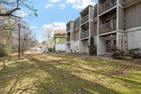 7124 Longstreet Drive Raleigh NC 27615