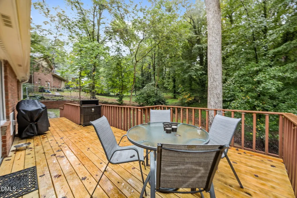 4902 Carteret Drive Raleigh NC 27612