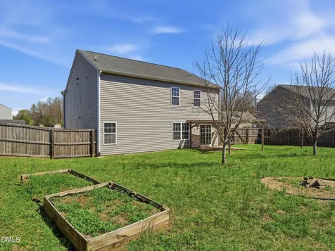 687 Botanical Court Bunnlevel NC 28323