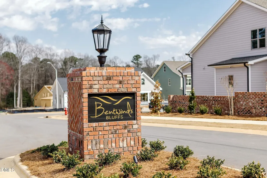 2321 Hilltop Bluffs Court Fuquay Varina NC 27526