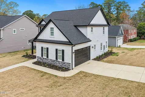 1406 Hilltop Avenue Fayetteville NC 28305