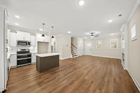 1406 Hilltop Avenue Fayetteville NC 28305