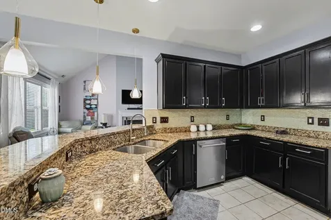 413 Rossendale Drive Hope Mills NC 28348