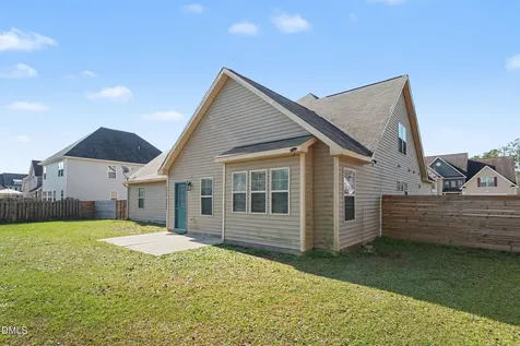 413 Rossendale Drive Hope Mills NC 28348
