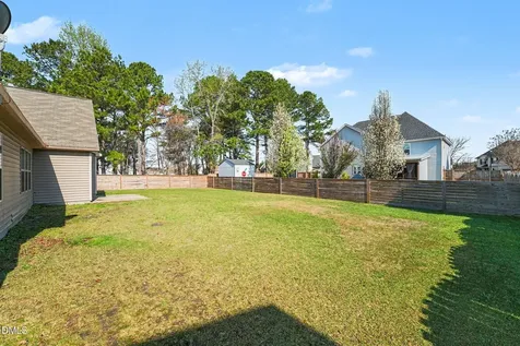 413 Rossendale Drive Hope Mills NC 28348