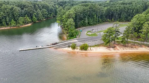 105 Shoreline Drive Manson NC 27553