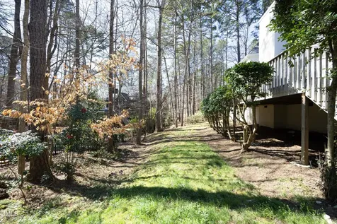 104 Hampshire Place Chapel Hill NC 27516
