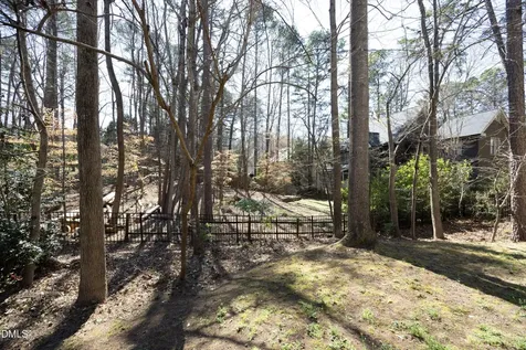 104 Hampshire Place Chapel Hill NC 27516