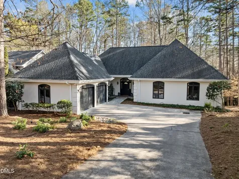 104 Hampshire Place Chapel Hill NC 27516