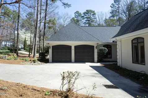 104 Hampshire Place Chapel Hill NC 27516