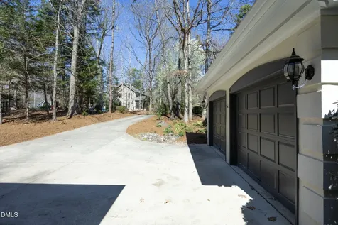 104 Hampshire Place Chapel Hill NC 27516