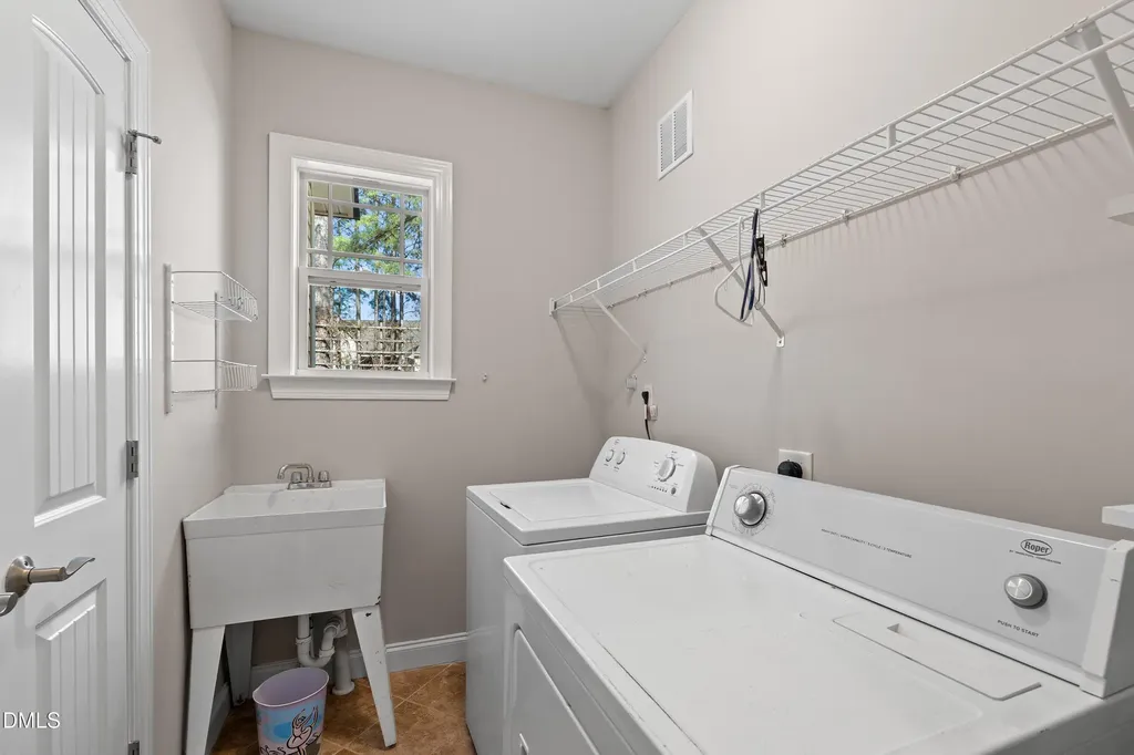 89 New Castle Court Clayton NC 27520