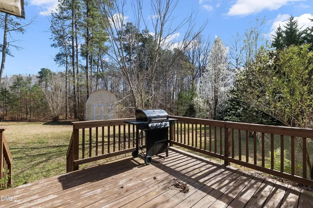 89 New Castle Court Clayton NC 27520