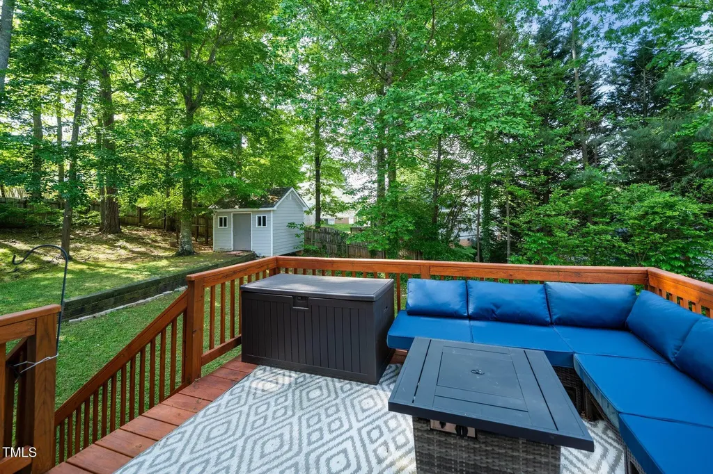 8009 Tobin Place Raleigh NC 27612