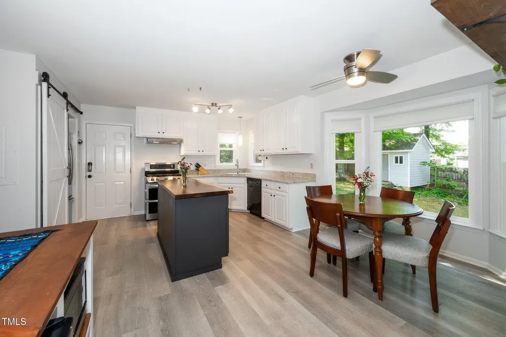 8009 Tobin Place Raleigh NC 27612