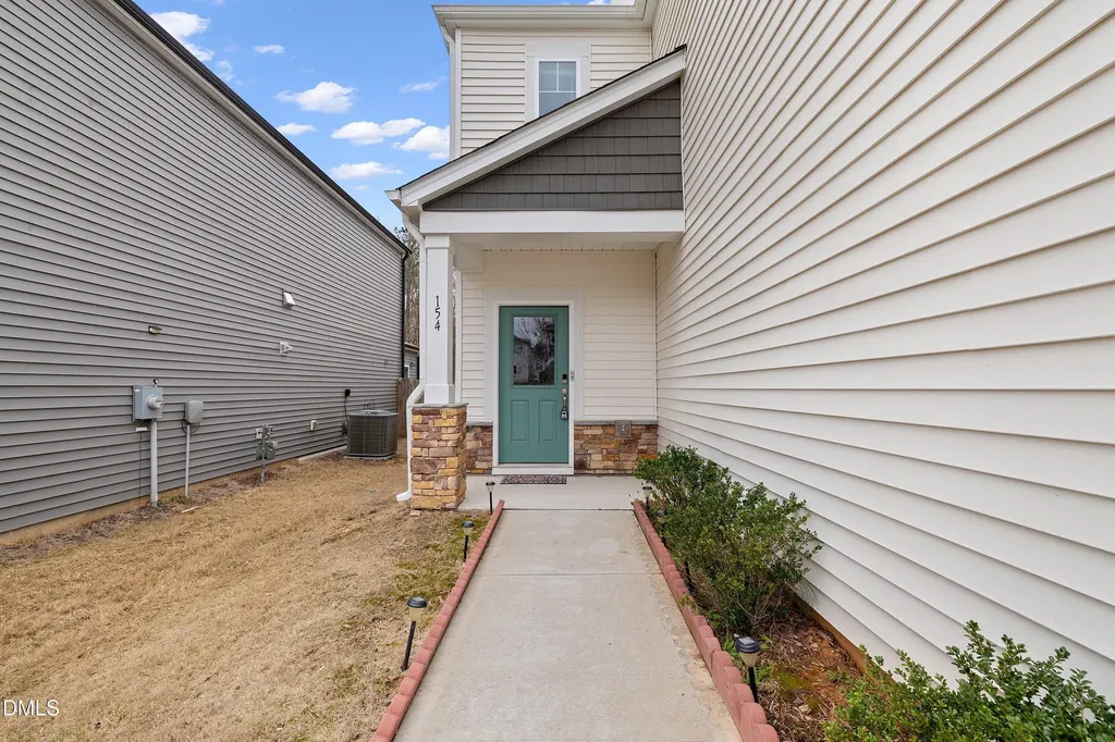 154 Anise Tree Way Clayton NC 27527
