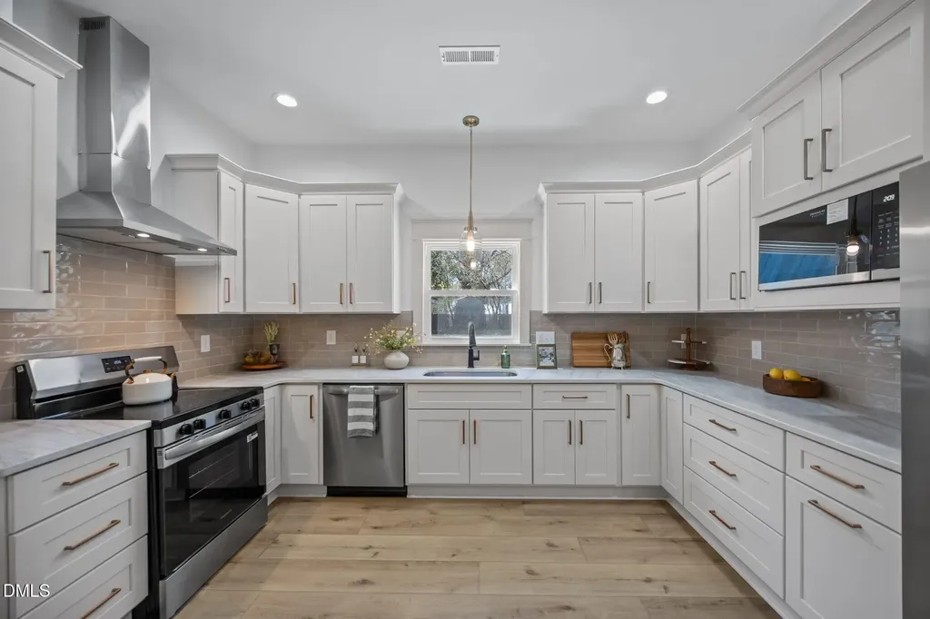 148 N State Street Haw River NC 27258