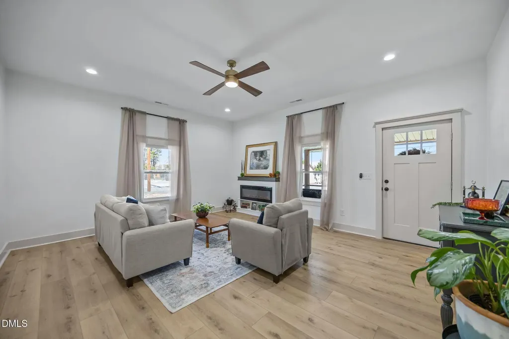 148 N State Street Haw River NC 27258