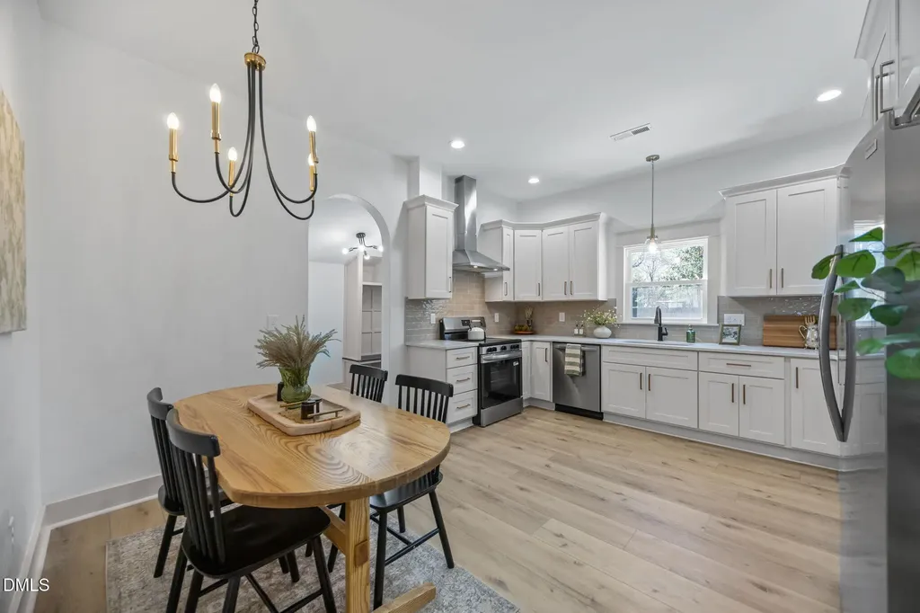 148 N State Street Haw River NC 27258