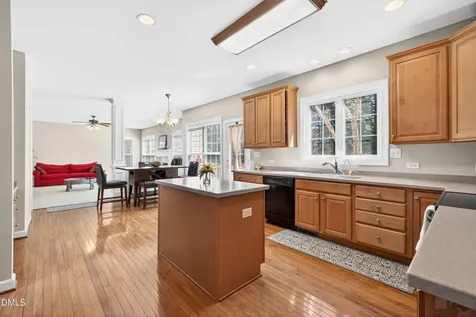 112 Natchez Court Cary NC 27519