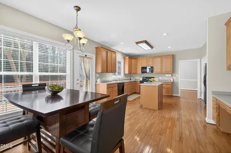 112 Natchez Court Cary NC 27519