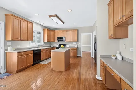 112 Natchez Court Cary NC 27519