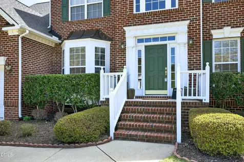112 Natchez Court Cary NC 27519