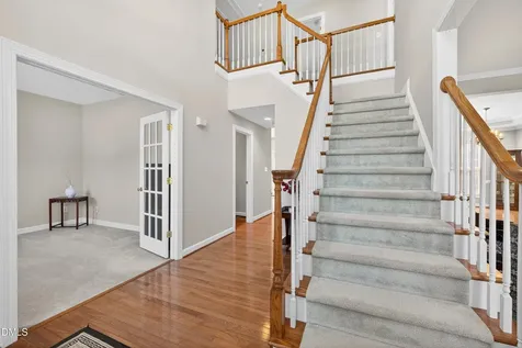 112 Natchez Court Cary NC 27519