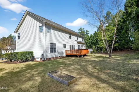 112 Natchez Court Cary NC 27519