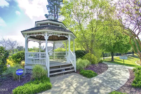 112 Natchez Court Cary NC 27519
