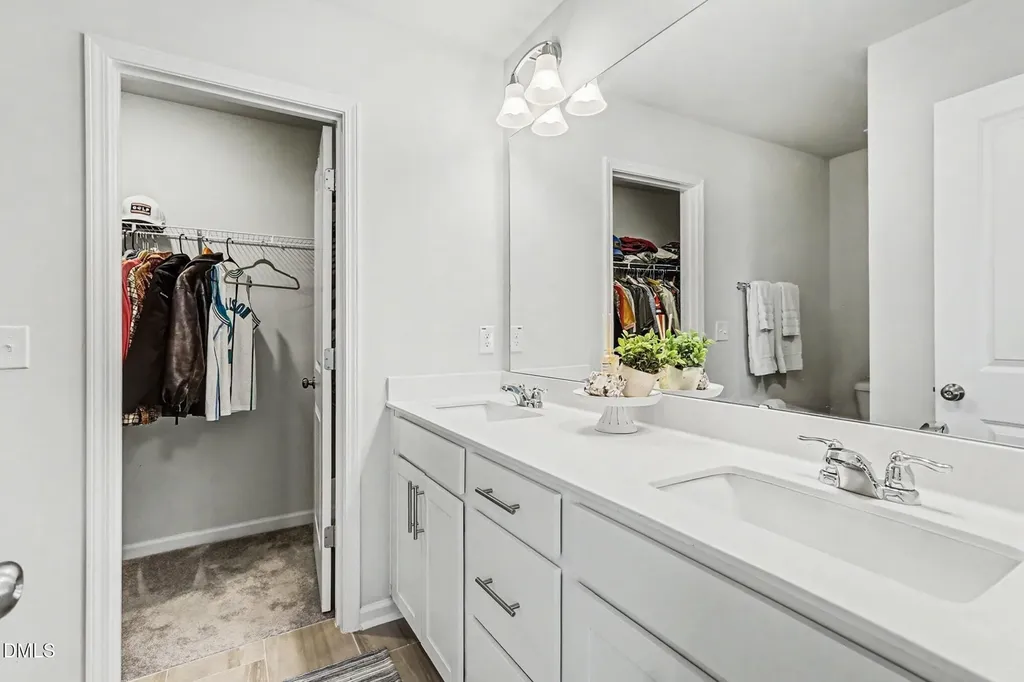 2528 Chert Lane Raleigh NC 27610