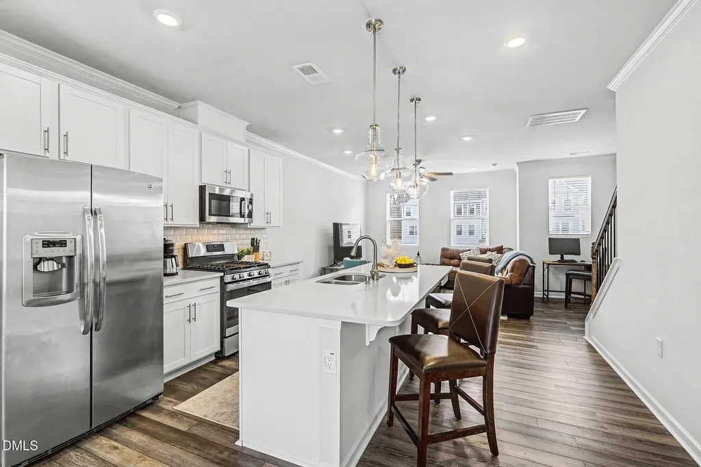 2528 Chert Lane Raleigh NC 27610