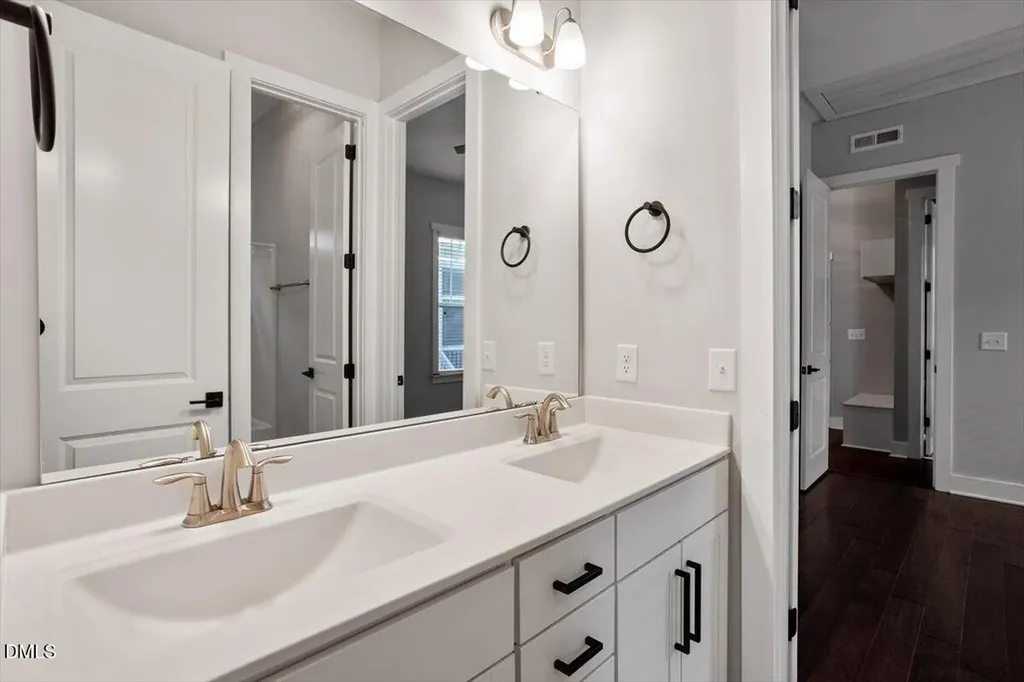 6605 Truxton Lane Raleigh NC 27616