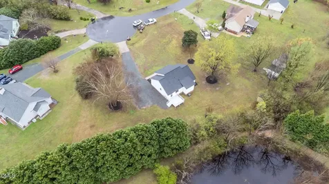717 Slippery Bank Court Benson NC 27504