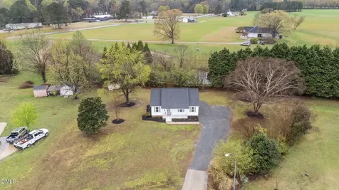 717 Slippery Bank Court Benson NC 27504