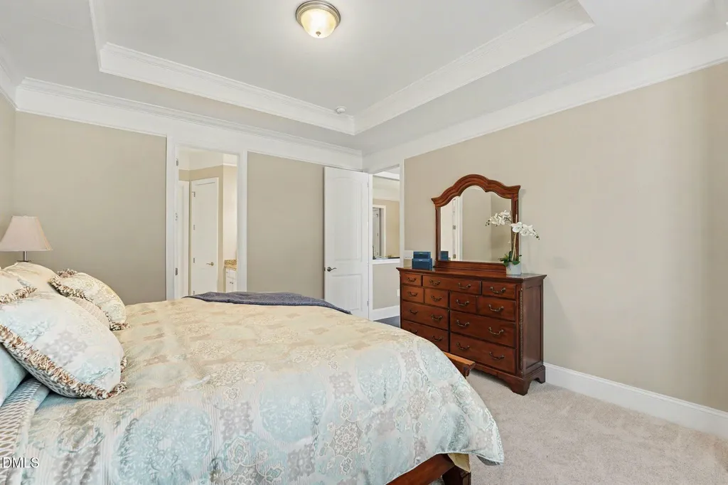 3812 Essex Garden Lane Raleigh NC 27612
